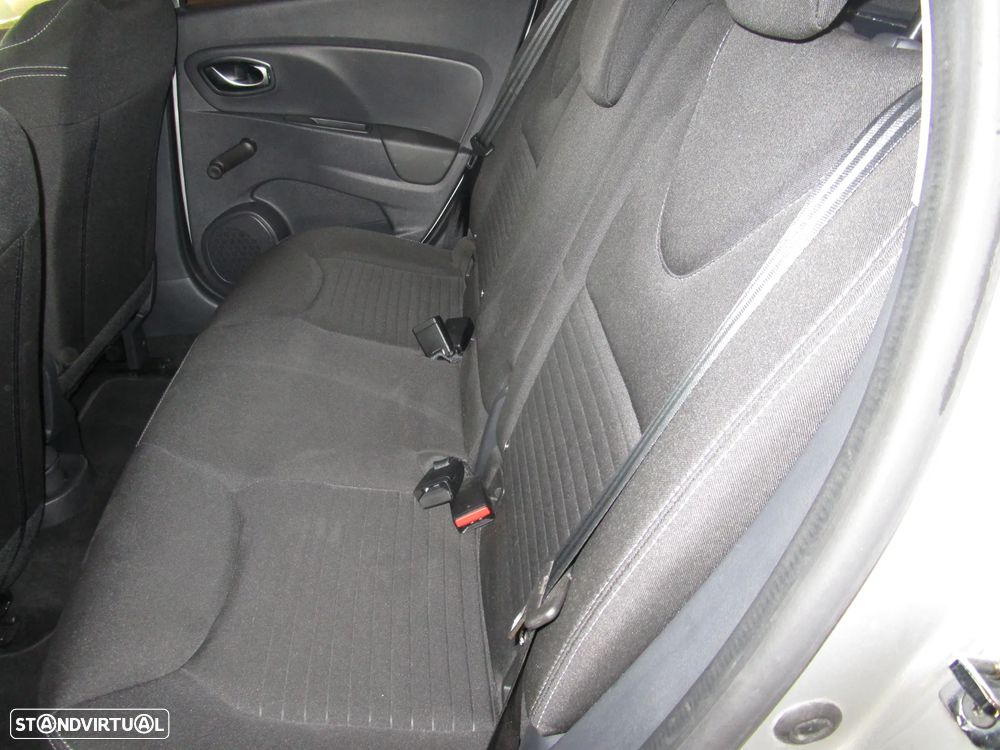 Renault Clio Sport Tourer 1.2 TCe GT Line - 14