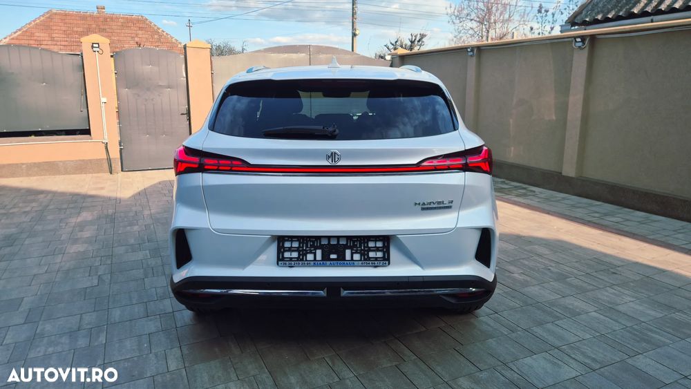 MG Marvel R Luxury - 25