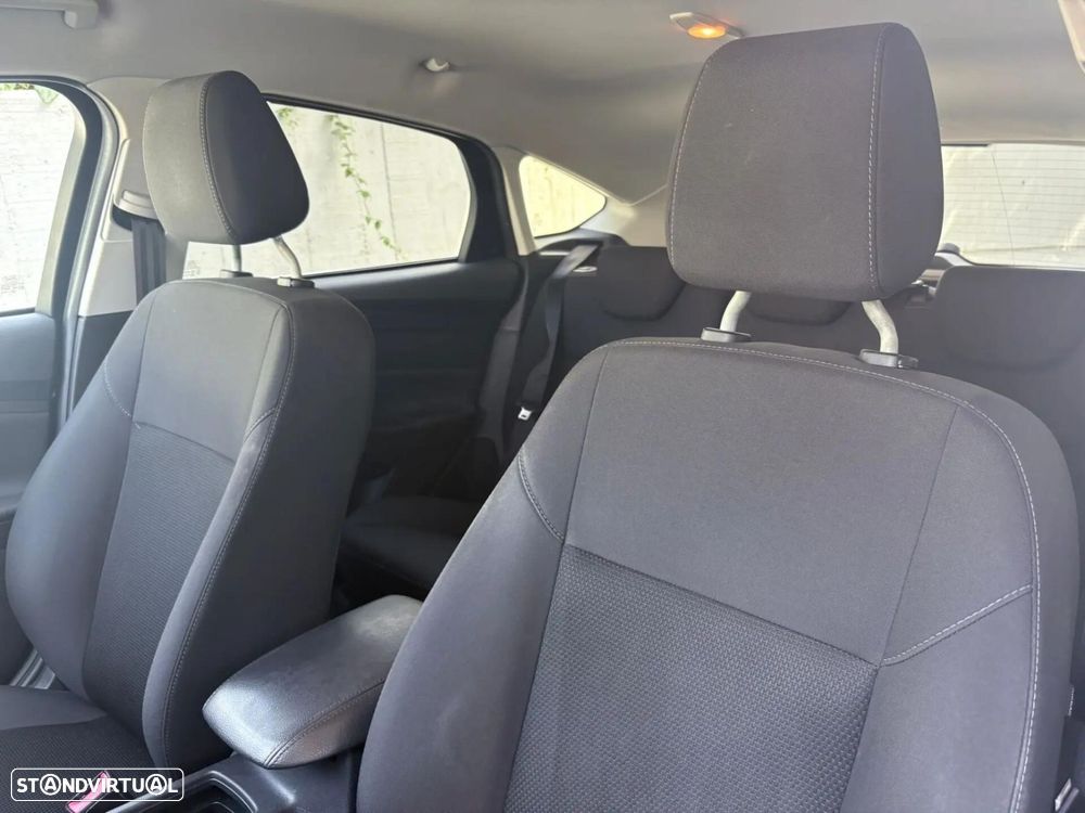 Ford Focus 1.0 EcoBoost S&S COOL&CONNECT DESIGN - 31
