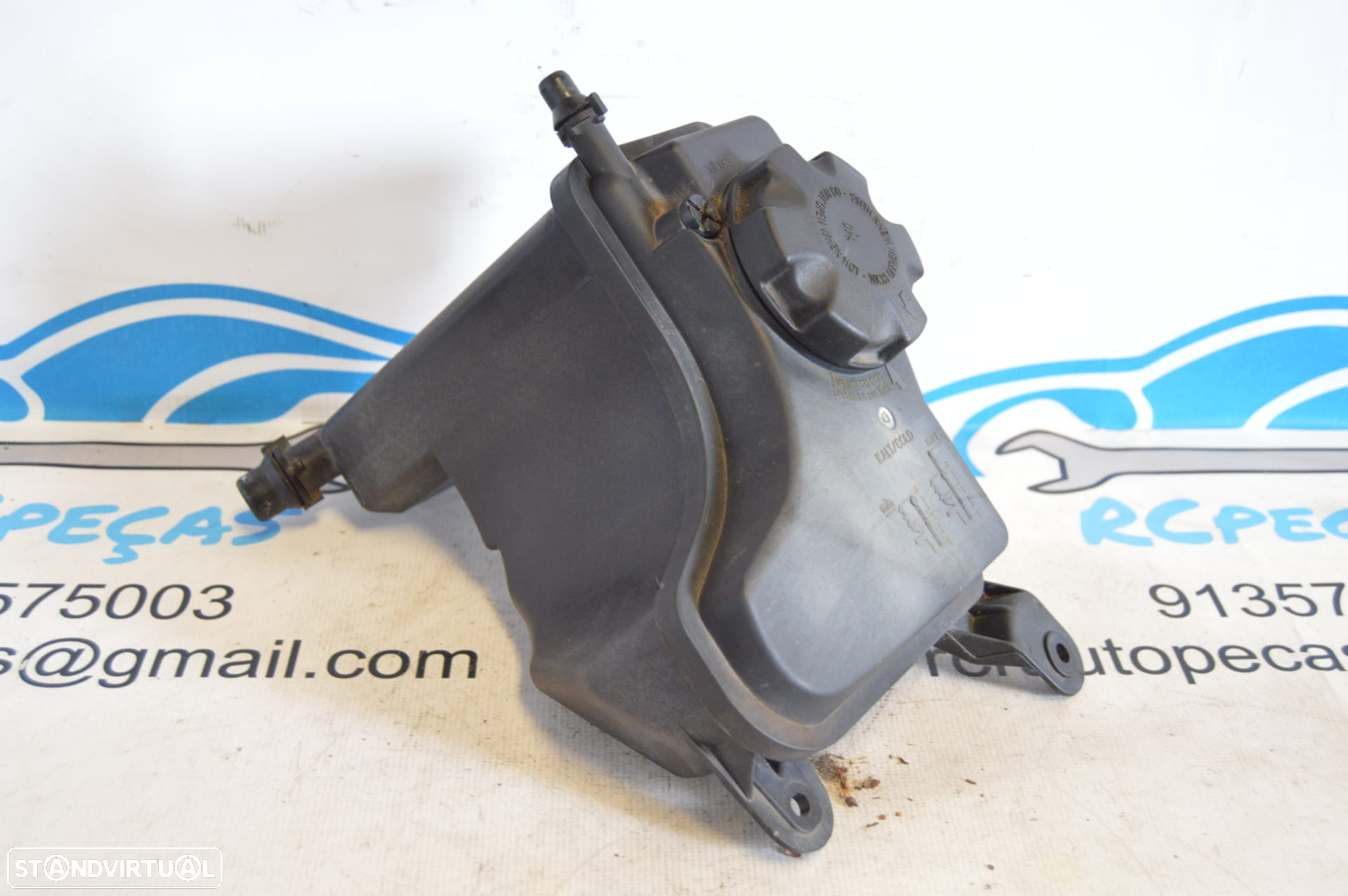 - RESERVATORIO DEPOSITO VASO EXPANSÃO ÁGUA RADIADOR LIQUIDO REFRIGERAÇÃO 1713ZB 780489002 7804890 BMW SERIE 1 E87 E81 E82 E88 SERIE 3 E90 E91 - 2