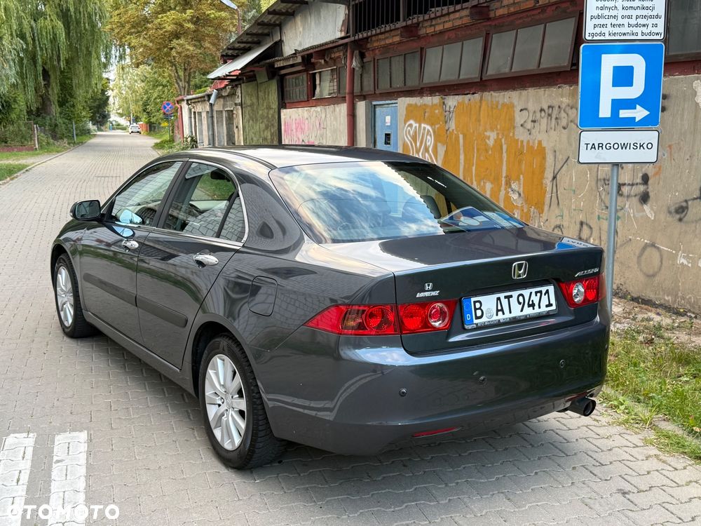 Honda Accord 2.0 Comfort - 3
