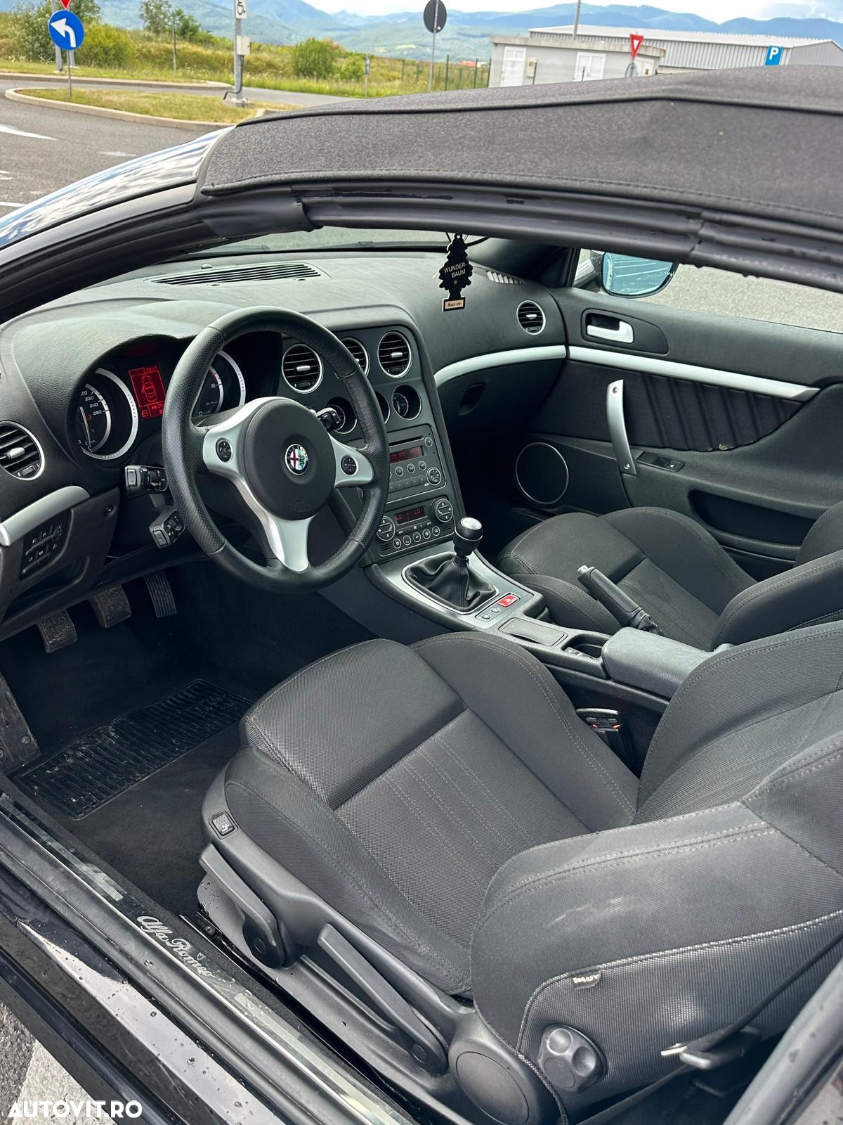 Alfa Romeo Spider 2.4 MJet - 17