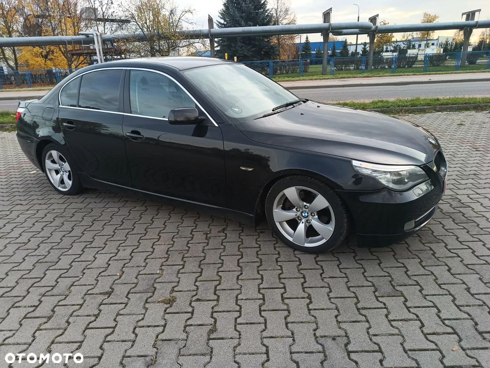 BMW Seria 5 520i - 8