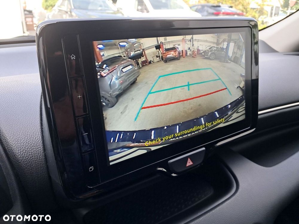 Toyota Yaris 1.5 Comfort - 22