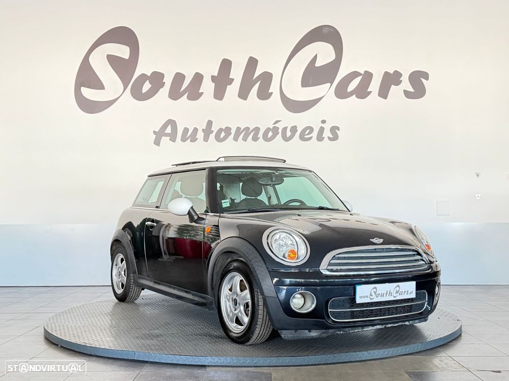 MINI 3 Portas Cooper D - 1