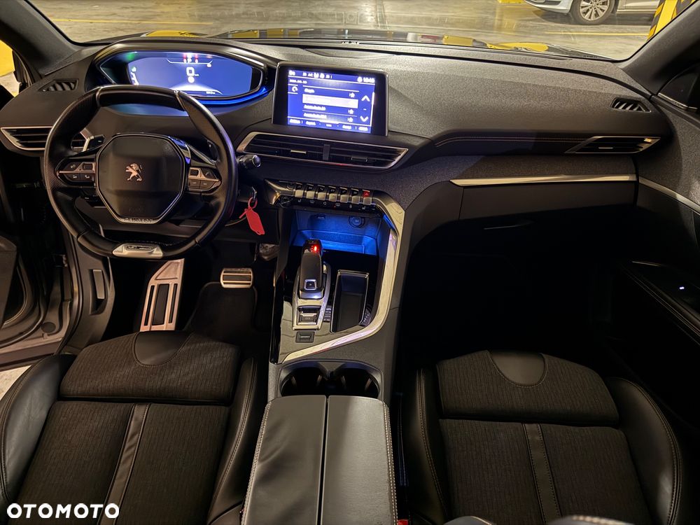 Peugeot 5008 THP 165 EAT6 Allure - 19