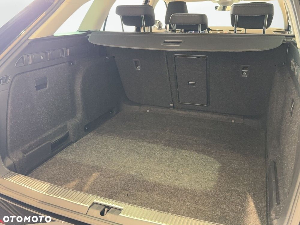 Skoda Superb 2.0 TDI SCR Ambition DSG - 40