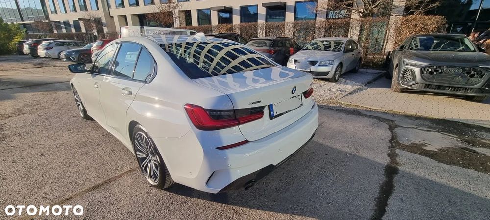 BMW Seria 3 330i xDrive M Sport sport - 10