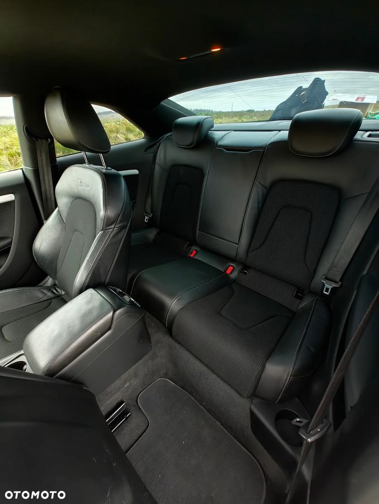 Audi A5 Coupé 2.7 TDI Multitronic - 13