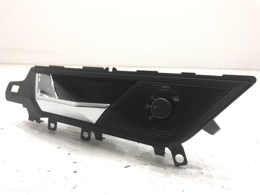 KLAMKA WEWNĘTRZNA LEWY PRZÓD  SKODA RAPID (NH3, NK3, NK6) 2012 - 2022 1.6 TDI 85 kW [115 KM] olej - 2