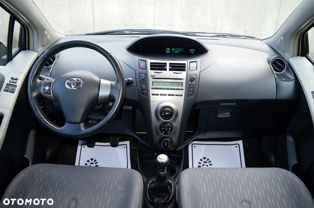 Toyota Yaris 1.33 VVT-i Cool+ - 13