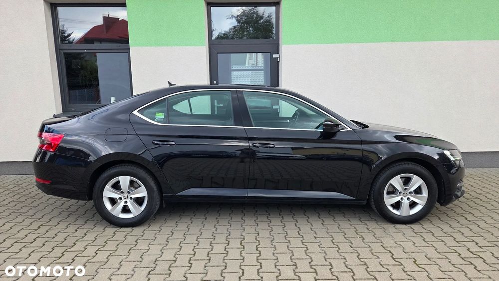 Skoda Superb 1.5 TSI Ambition DSG - 12