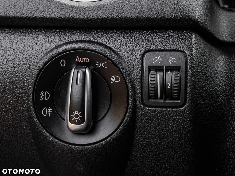 Volkswagen Tiguan - 28