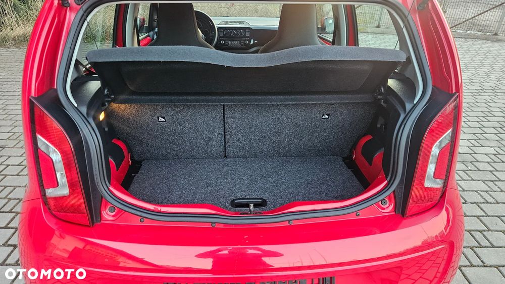Volkswagen up! move - 21
