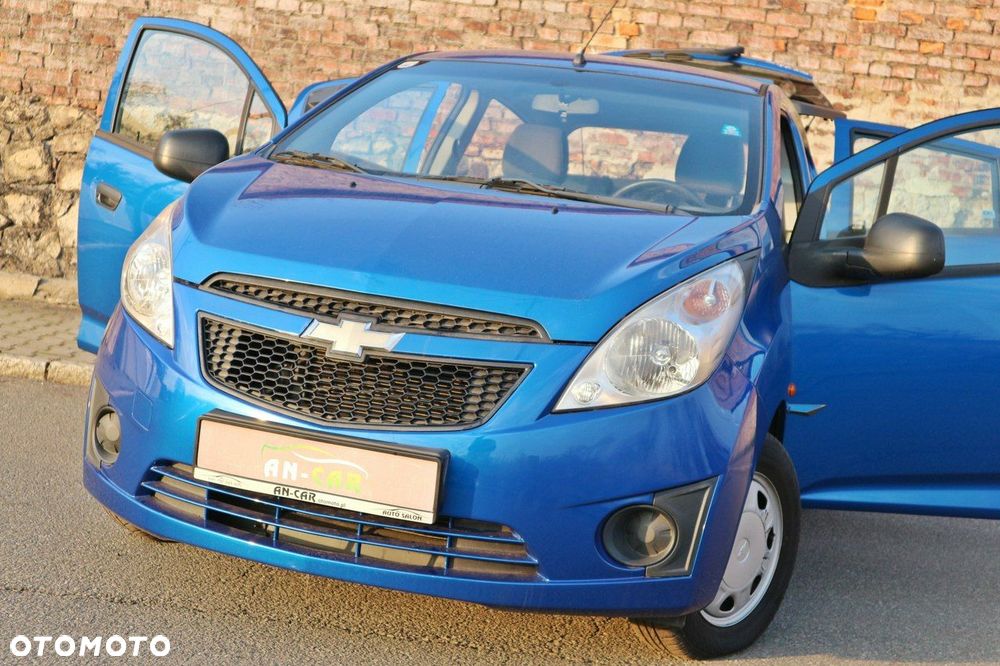 Chevrolet Spark 1.0 Base - 1