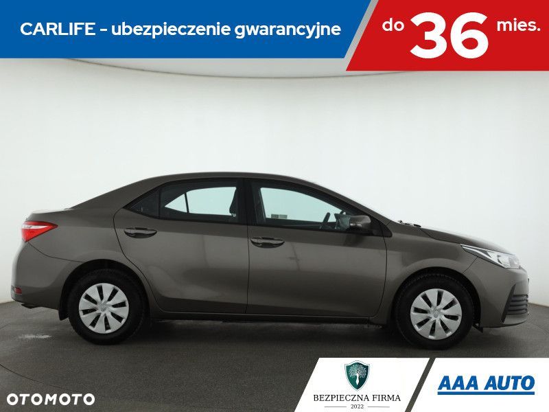 Toyota Corolla - 8