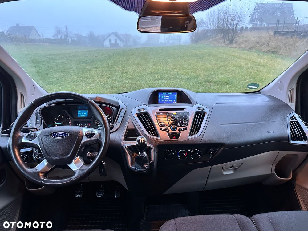 Ford Tourneo Custom 2.0 TDCi L1 Titanium - 11