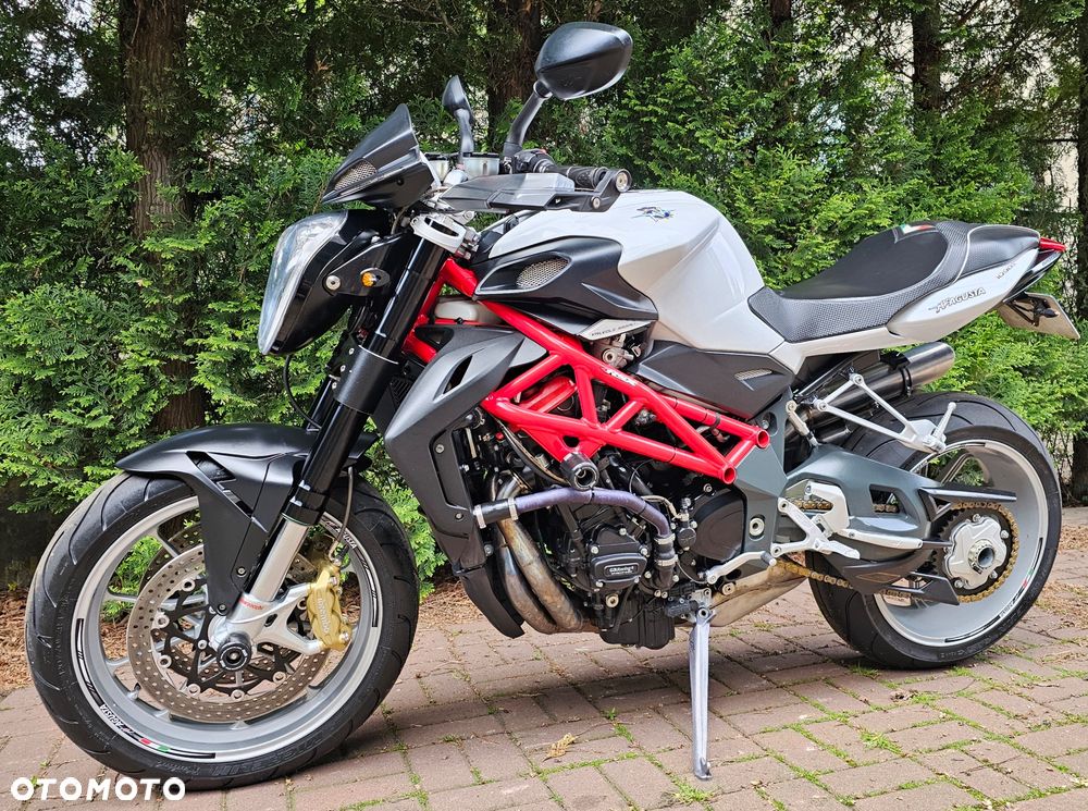 MV AGUSTA Brutale - 16