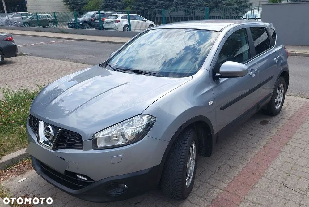 Nissan Qashqai - 1