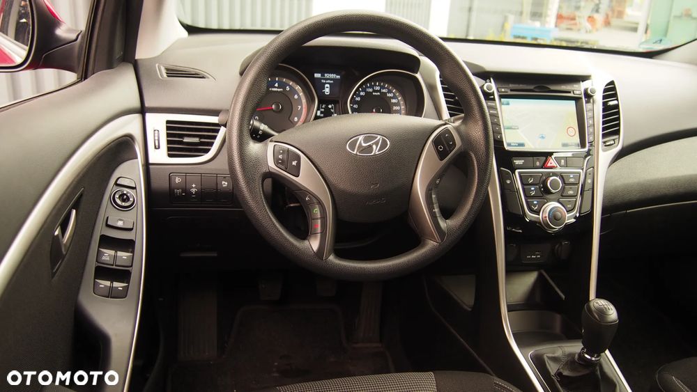 Hyundai i30 1.4 Passion - 25
