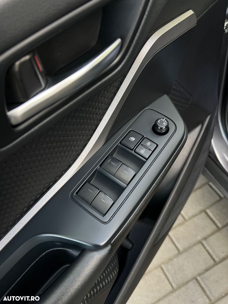 Toyota C-HR 1.8 HSD 122 CP 4x2 CVT Style - 18