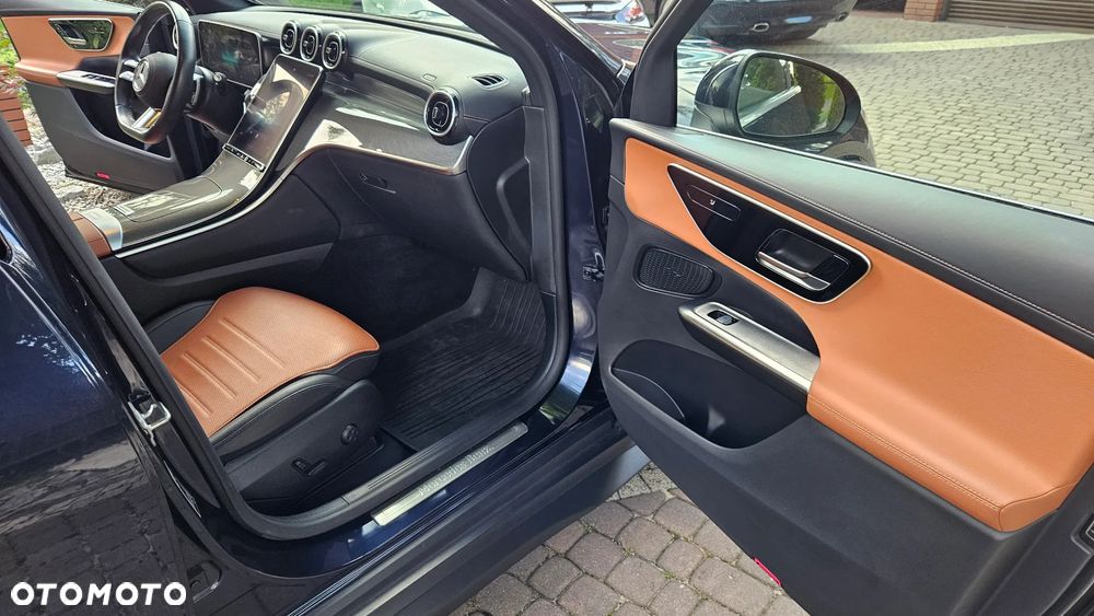 Mercedes-Benz GLC 220 d mHEV 4-Matic AMG Line - 28