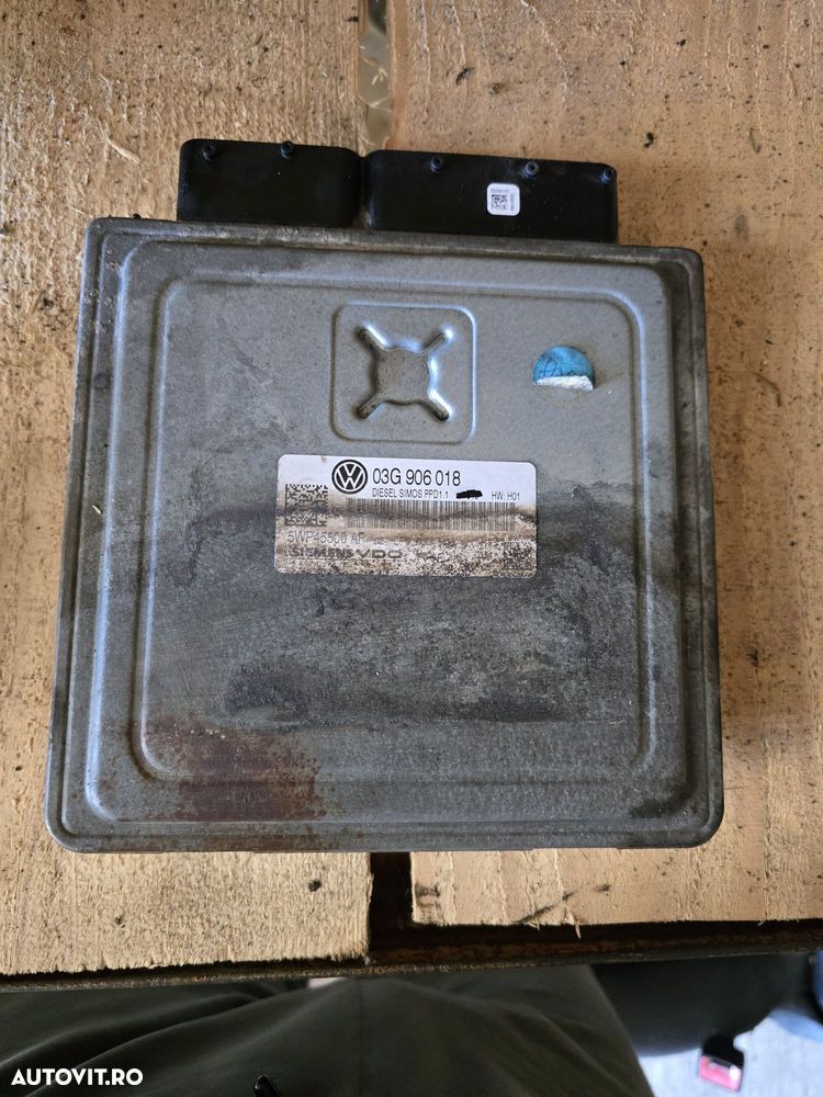 Calculator motor 2.0 BKP passat B6  03G906018 - 1