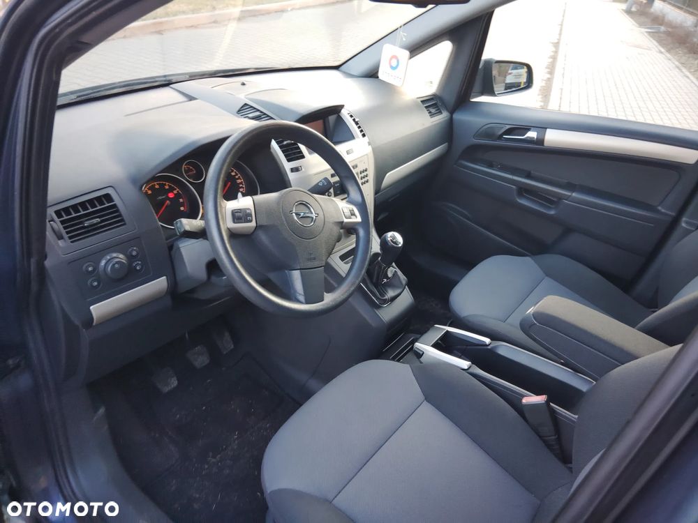 Opel Zafira 1.8 Enjoy - 18