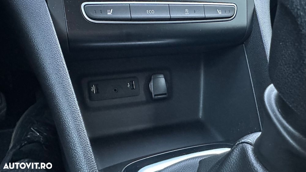 Renault Megane BLUE dCi 115 BUSINESS EDITION - 17