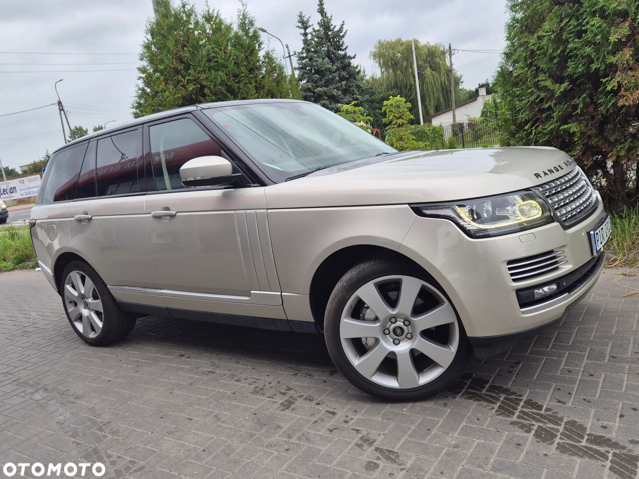 Land Rover Range Rover 4.4SD V8 LWB Vogue - 16