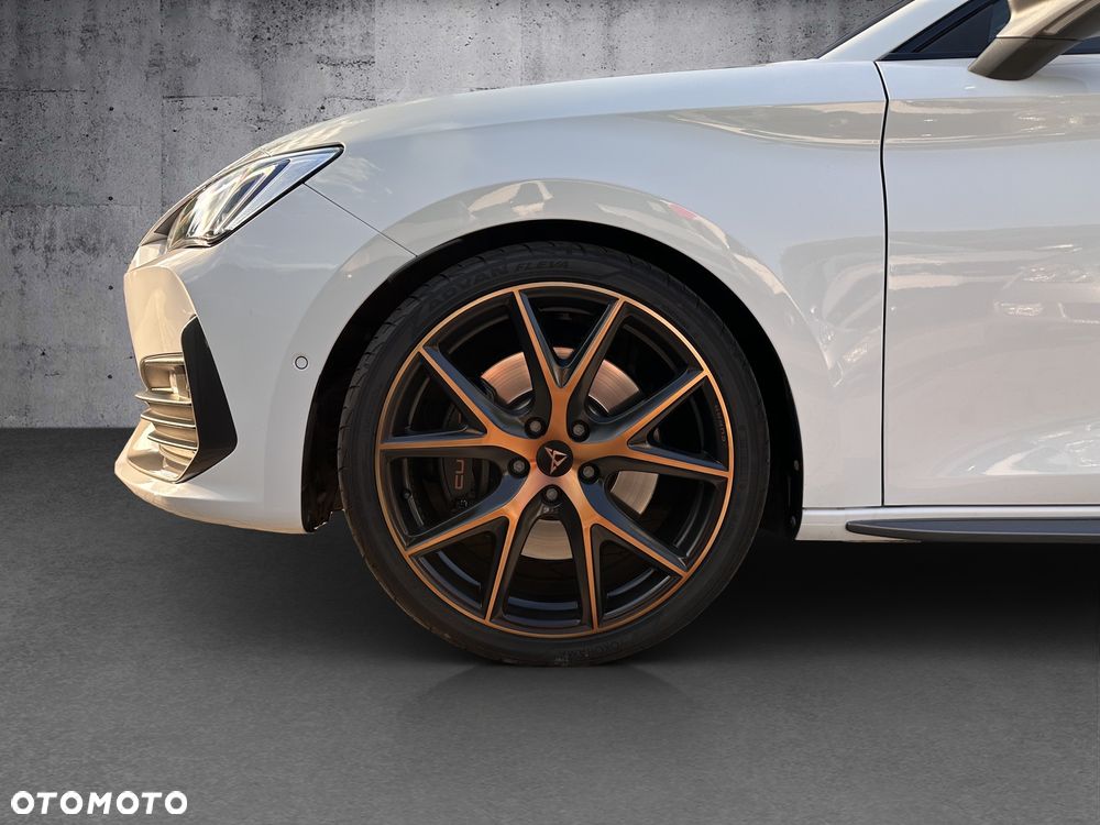 Cupra Leon Sportstourer 2.0 TSI DSG VZ CUP - 10