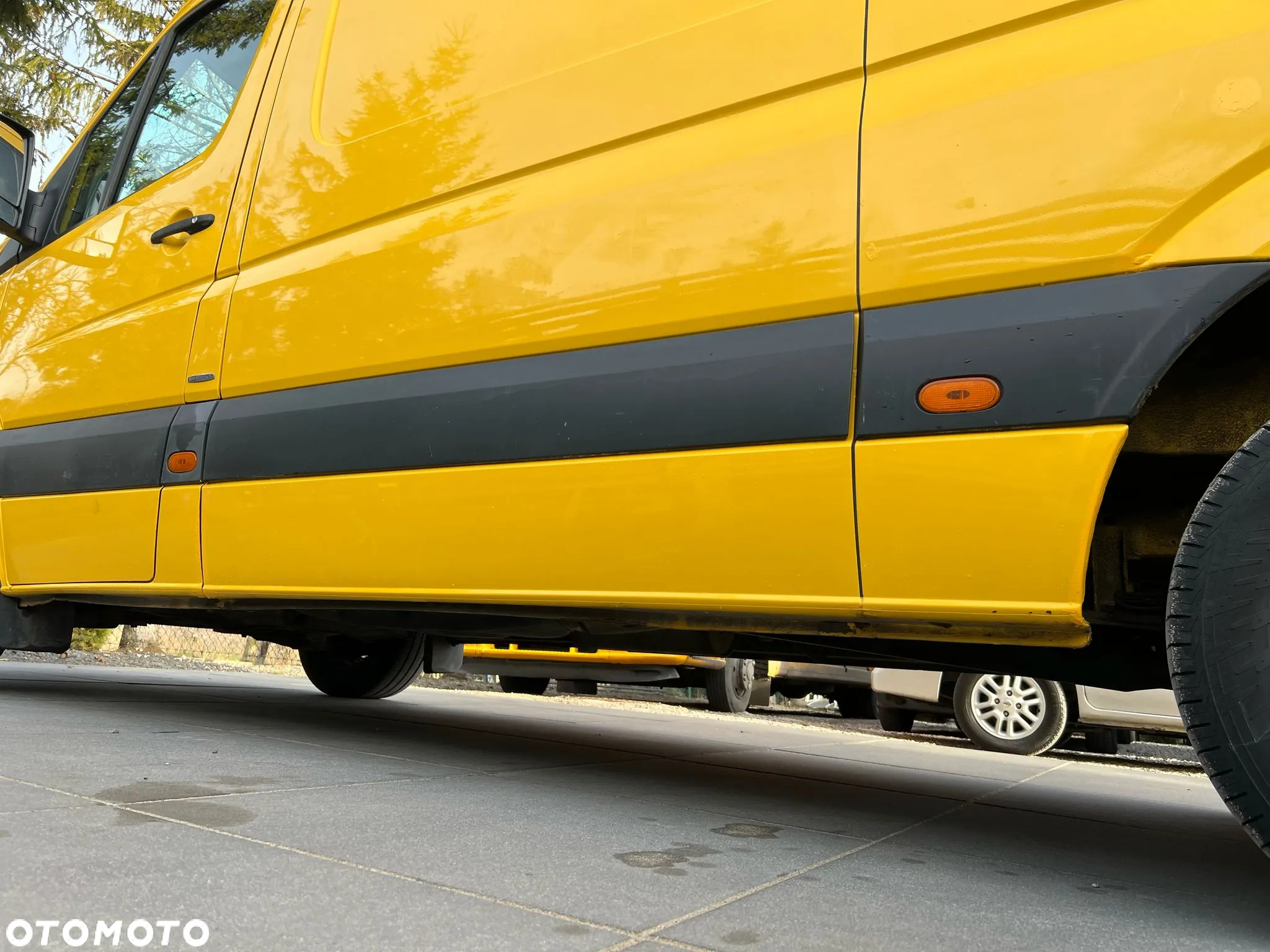 Volkswagen CRAFTER SREDNIAK KLIMATYZACJA - 7