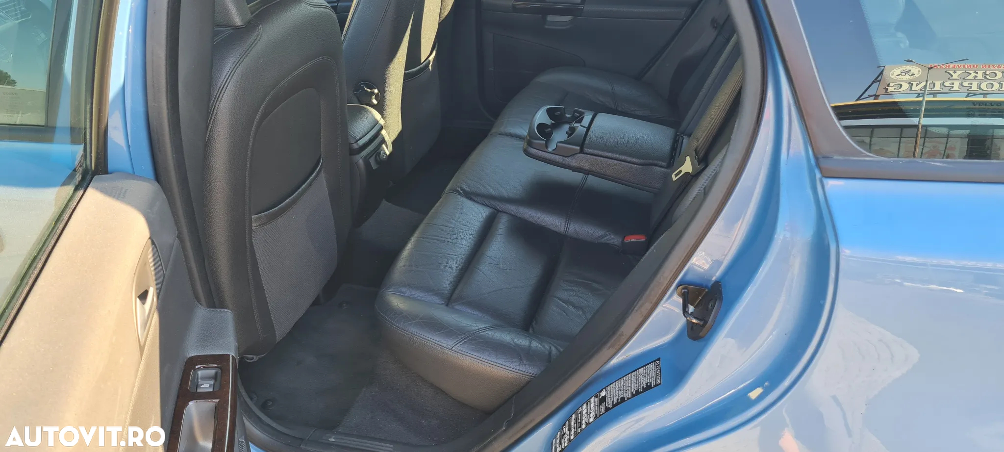 Volvo V50 1.8 Momentum - 4