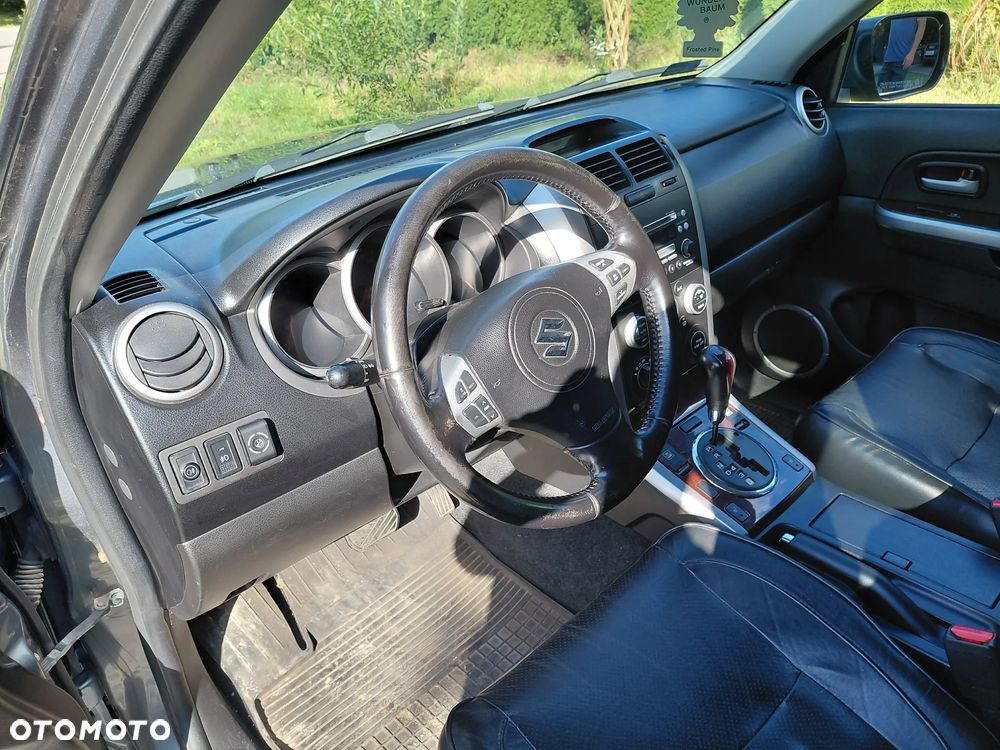 Suzuki Grand Vitara - 17