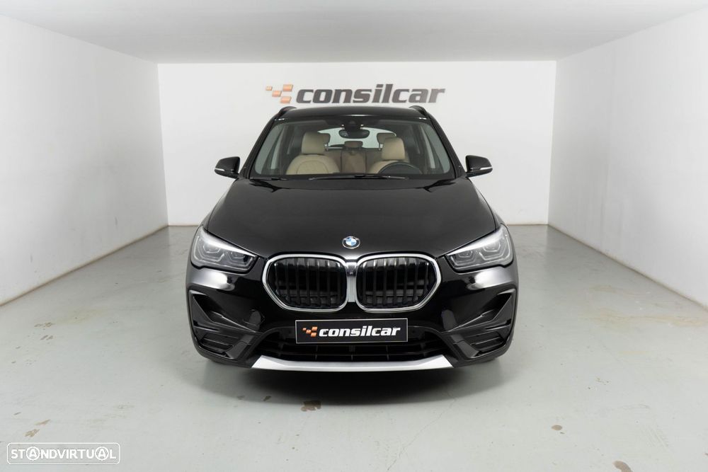 BMW X1 25 e xDrive Corporate Edition - 2