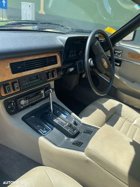 Jaguar XJS - 26