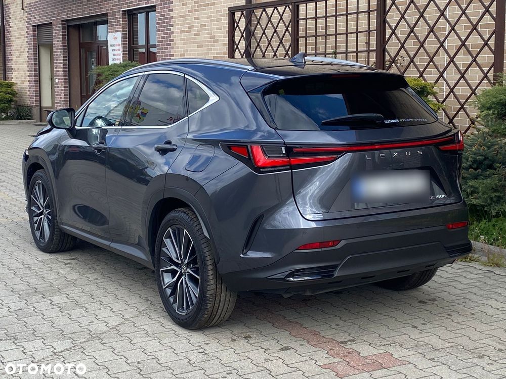 Lexus NX 350h Omotenashi AWD - 1