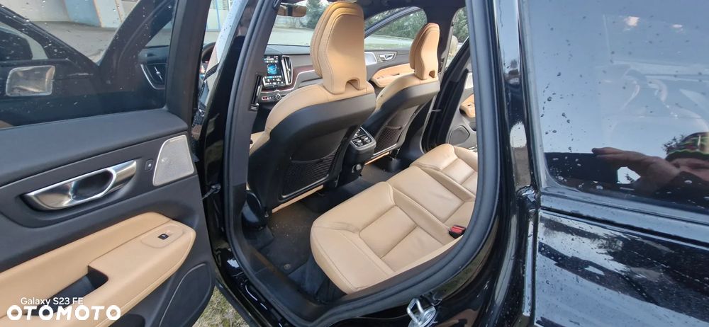 Volvo XC 60 B5 B Geartronic RDesign - 16