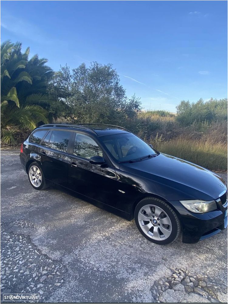 BMW 320 d Auto - 4