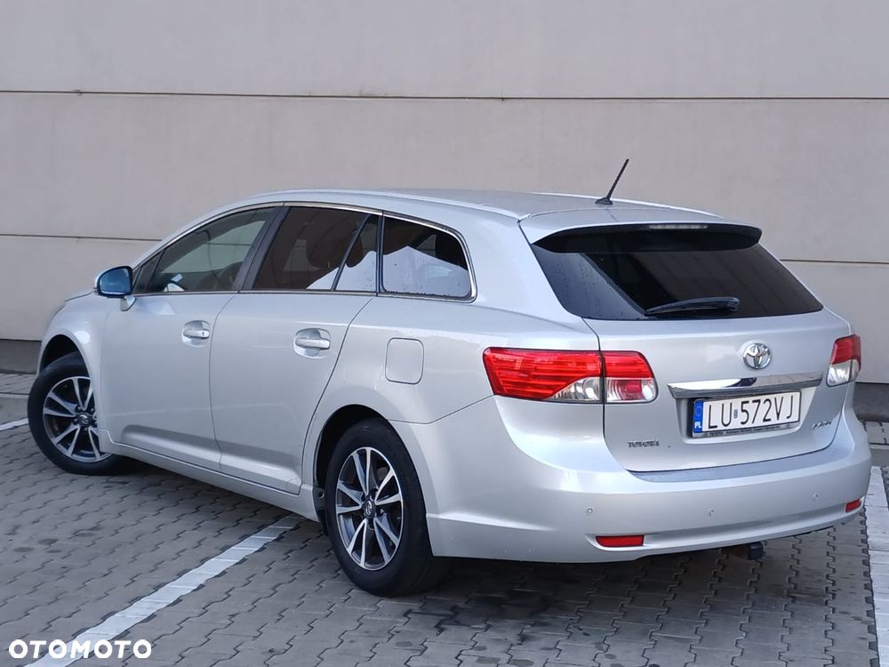 Toyota Avensis 1.8 Edition - 8