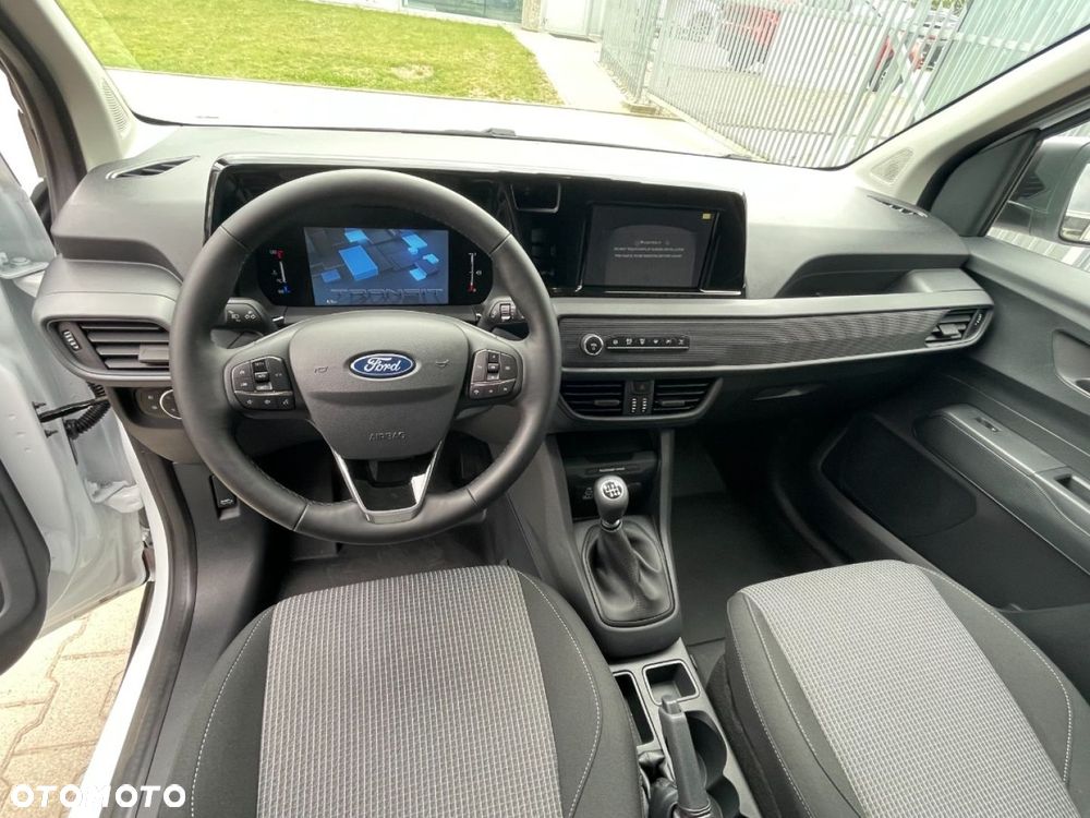 Ford Transit Courier - 5