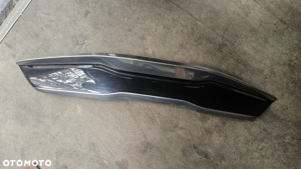Kia Stonic YB Grill 86351H8410 - 2