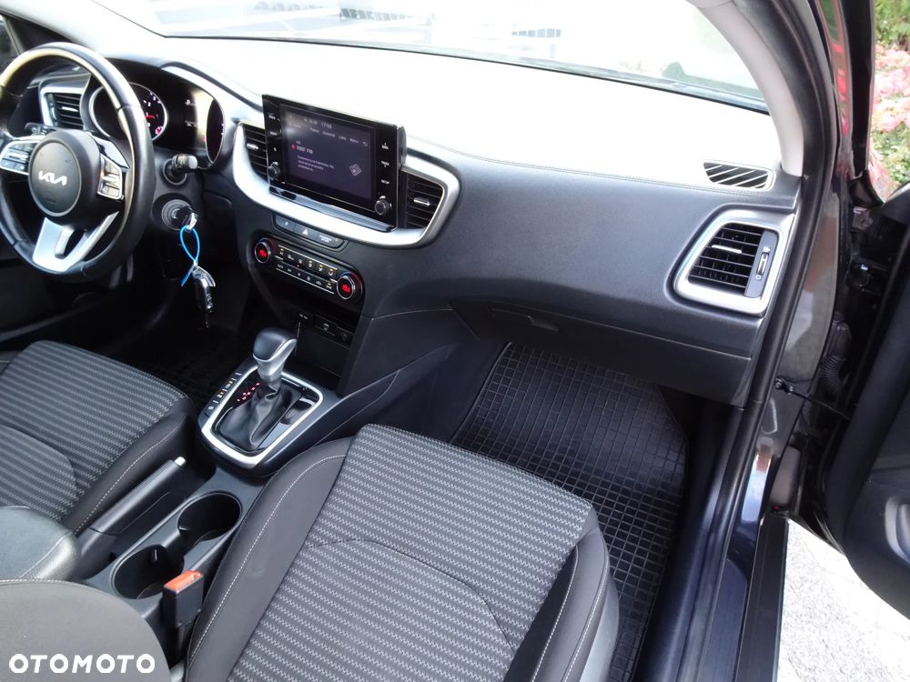 Kia XCeed 1.5 T-GDI M DCT - 14