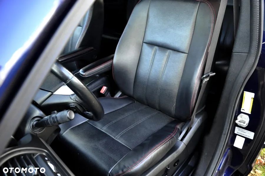 Dodge Grand Caravan - 24