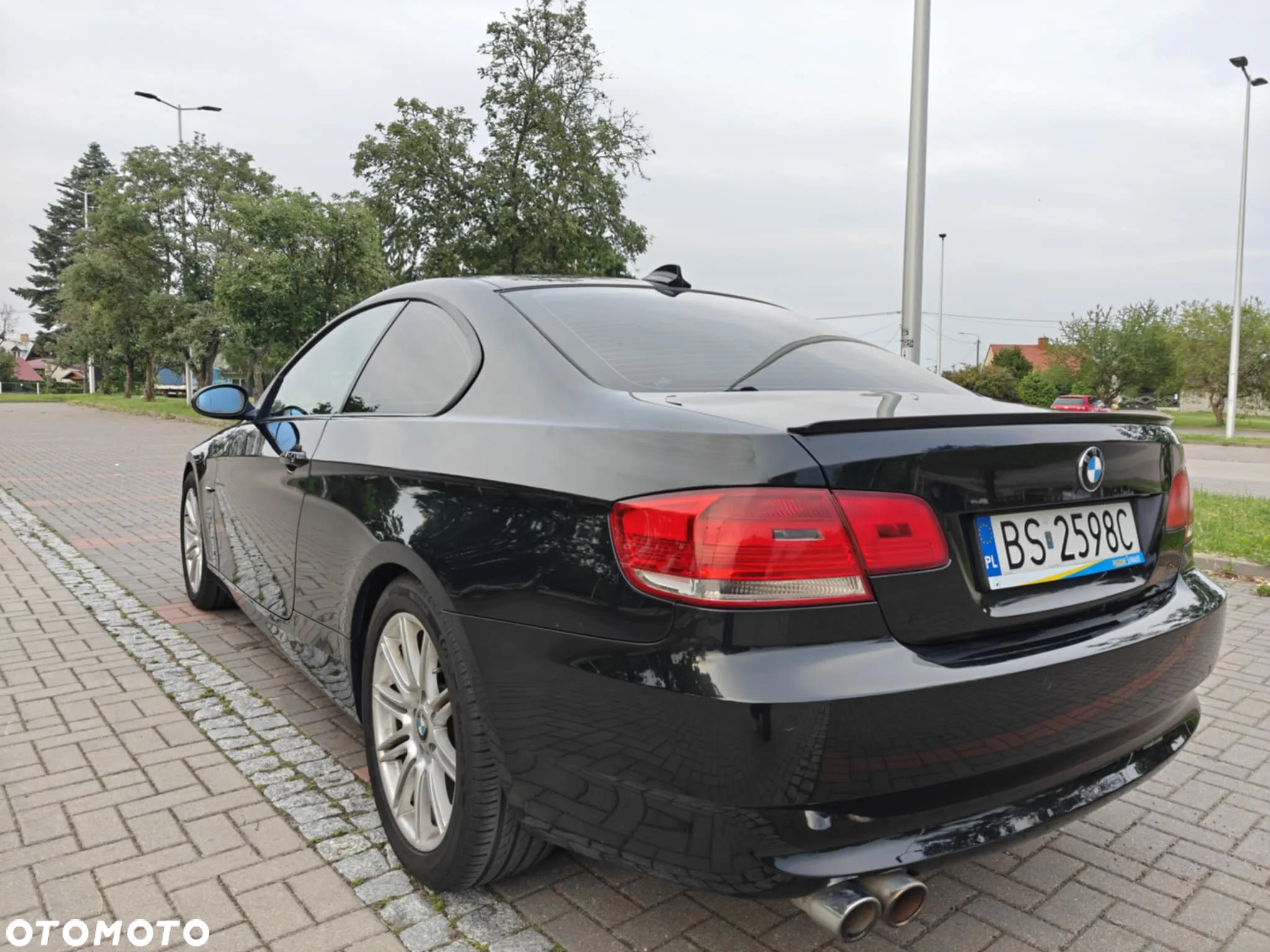 BMW Seria 3 320i Coupe - 11
