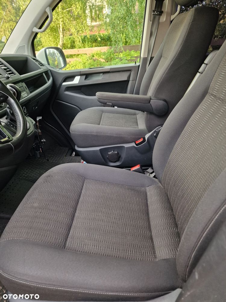 Volkswagen Caravelle 2.0 TDI L2 Highline DSG - 25