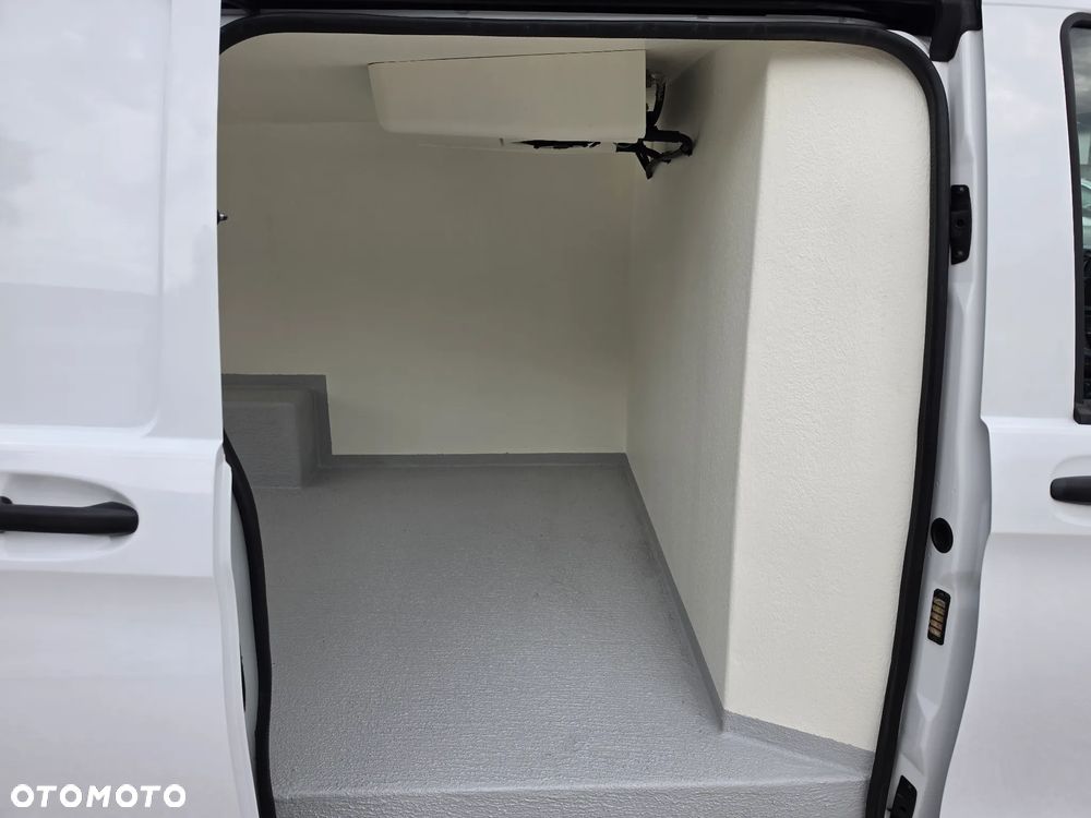 Mercedes-Benz VITO EXTRA Long Chłodnia SalonPL FV23% - 33