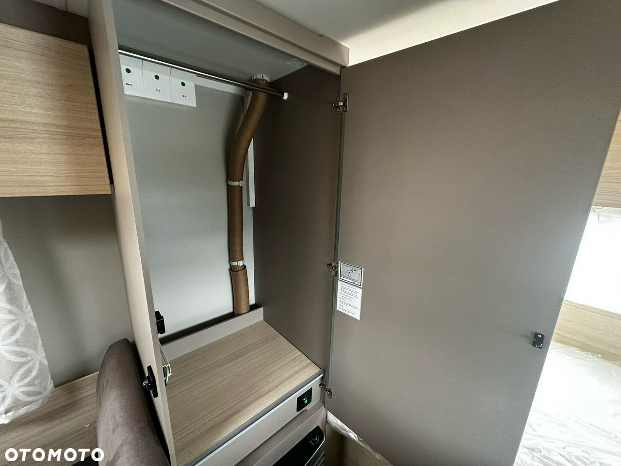 Weinsberg CaraCito 390 QD - 24