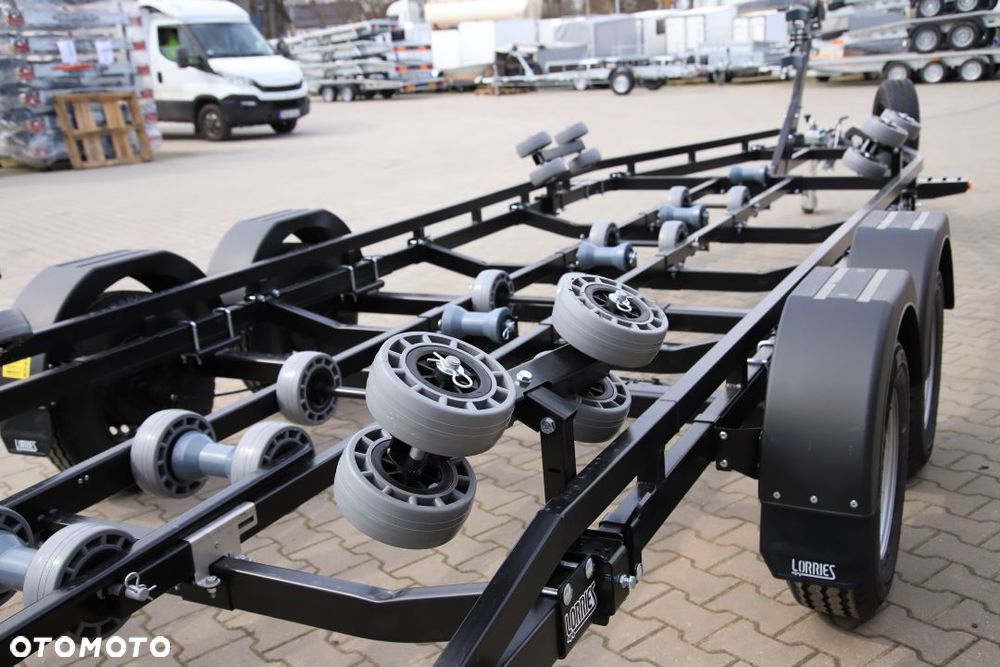 Lorries Przyczepa Podłodziowa PP25-8025 w Kolorze Czarnym Do Łodzi Max 7,8 M DMC 2700 kg Tylne Lampy LED - 9