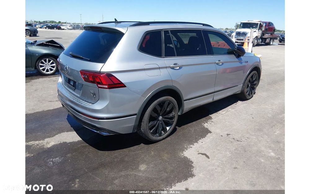 Volkswagen Tiguan - 4